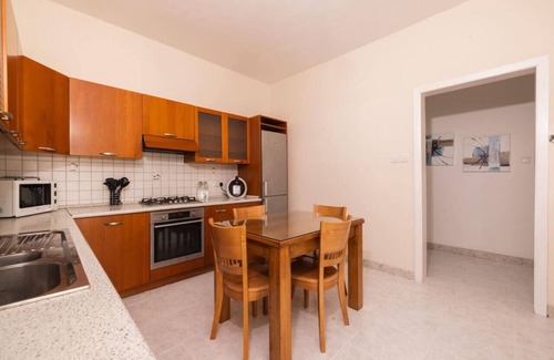 Tal-Ibrag Casa | Spacious 3-Bedroom Maisonette with Modern Comforts in Swieqi