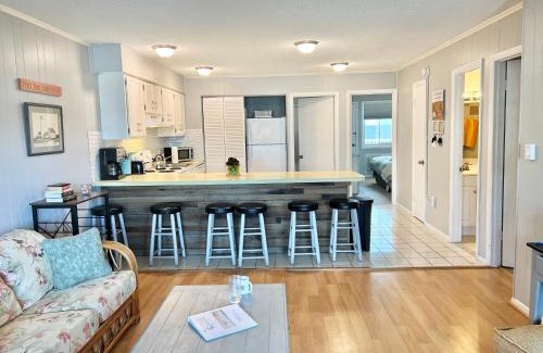 North Ocean City Casa | Spacious 3-Bedroom Ocean Block Condo in North Ocean City Steps to the Beach