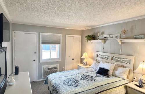 North Ocean City Casa | Spacious 3-Bedroom Ocean Block Condo in North Ocean City Steps to the Beach