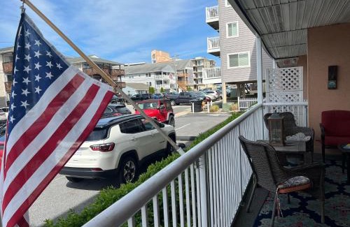 North Ocean City Casa | Spacious 3-Bedroom Ocean Block Condo in North Ocean City Steps to the Beach