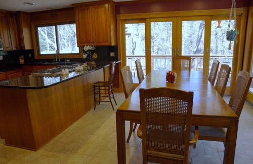 Afton Otro | Spacious 3-bedroom Ranch getaway in charming Afton MN with AC, WiFi