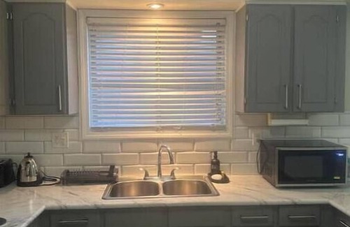 Downsview Apartamento | Spacious 3 Bedroom Suite
