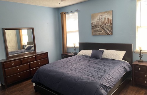 Biscayne Casa | Spacious 3 BR/2 BA home - 10 min from JAX airport