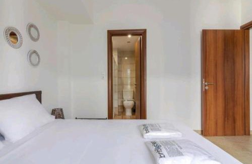 Kinosargous Apartamento | Spacious 3bdr apart w/balcony-5 mins to acropolis