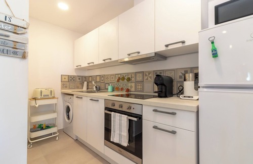 Estombar Apartamento | Spacious 3bedroom Garden Retreat breathtaking views & easy access to amenities