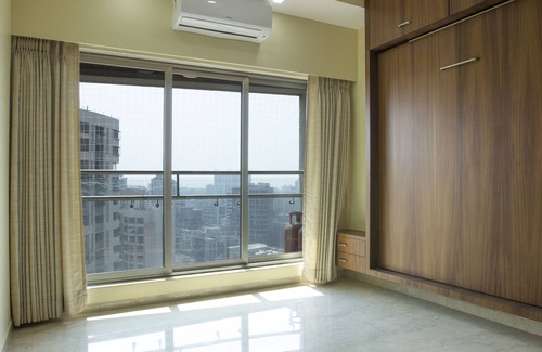 Jogeshwari West Apartamento | Amplio 3BHK 220 metros cuadrados. Apartamento en el corazón de Mumbai en Andheri West