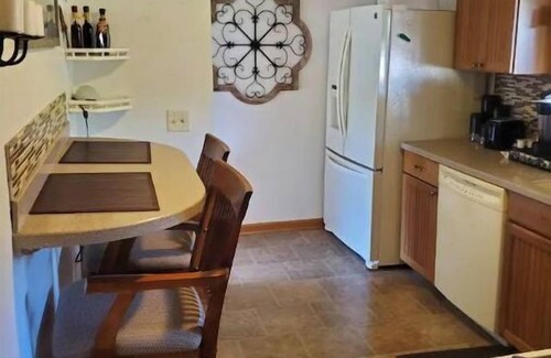 Amherst Casa | Spacious 3BR/2BA 20 mins from Niagara Falls & the Buffalo Bills Stadium