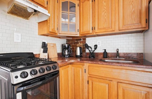 East Harlem Apartamento | Spacious 3BR 2BA Apartment in NYC!