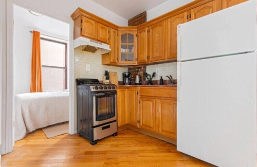 East Harlem Apartamento | Spacious 3BR 2BA Apartment in NYC!