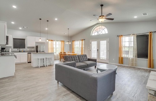 Dennis Casa | Spacious 3BR, 2BA – Cozy Stay for Job Travelers