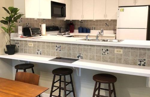 Hancock Casa | Spacious 3BR 3BA Sleeps 8 Ski On Off Jiminy Mountain Resort