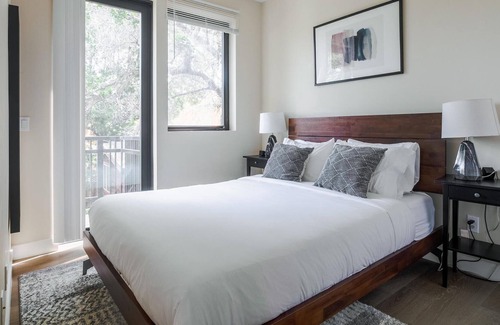 Barron Park Casa | Spacious 3BR Apartment Near Caltrain & Stanford