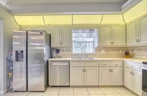 Ocala Casa | Spacious 3BR home with HEATED POOL in Ocala