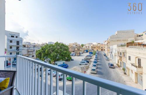 Zabbar Apartamento | Spacious 3BR home with Private Terrace & WIFI by 360 Estates