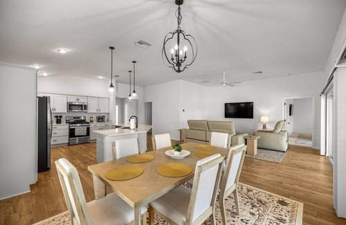 Sumter County Casa | Spacious 3BR | King Bed, Golf Cart, The Villages