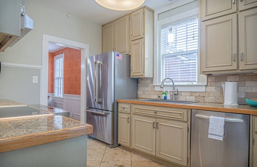 Columbus Casa | Spacious 3BR Midtown Home - Grad Family
