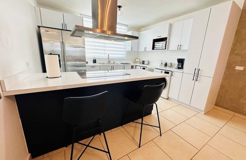 Yeguada Condominio | Spacious 3BR Penthouse 5 min from beach/AC/WIFI