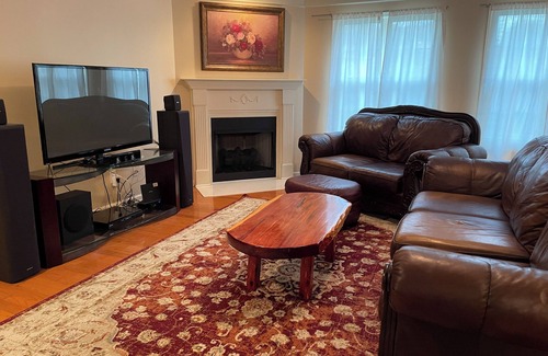 Athens Casa | Spacious 3BR Perfect for Work & Relaxation
