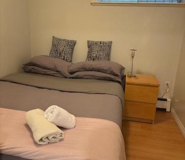 Hastings Casa | Spacious 3BR with Full Kitchen a n dFast Wi-Fi