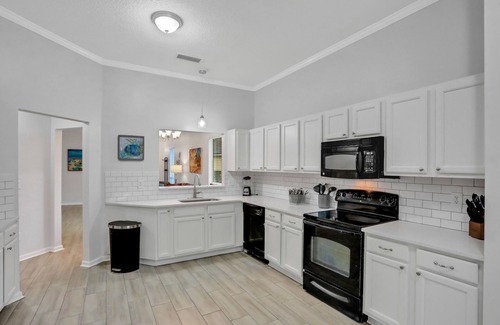 OakLeaf Plantation Casa | ~Spacious 4/2 in Oakleaf, pet friendly