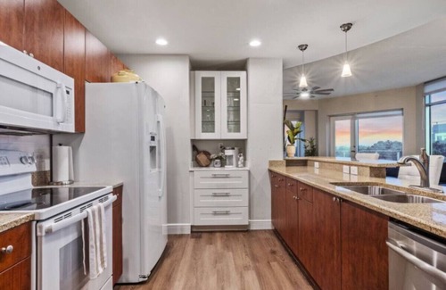 South Eola Apartamento | Spacious 4 bd/2bath 2100 sq ft Downtown Condo