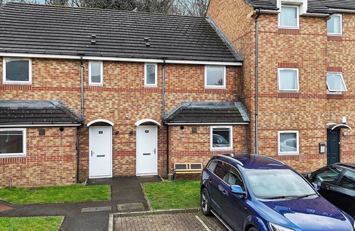 Sheffield Casa | Spacious 4 Bedroom House near City Centre - Free Parking & WIFI