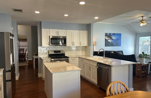 Pflugerville Casa | Spacious 4 bed house in Pflugerville, close to Austin for ACL and COTA