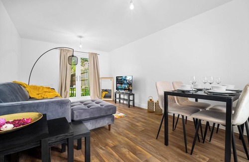 Welford Casa | Spacious 4-bed House in Leicester/free Parking