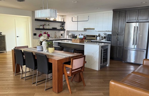 Huntington Beach Casa | Spacious 4-bedroom house with AC, WiFi in cool Huntington Beach