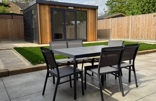 Hemel Hempstead Casa | Spacious 4-bedroom house Hemel Hempstead