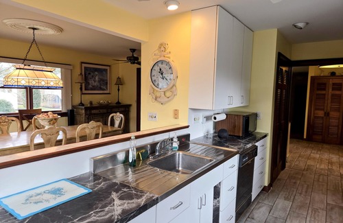 Cape May Point Casa | Spacious 4 bedroom 2 and 1/2 bath home located just a short walk to the Cape May Point Beaches