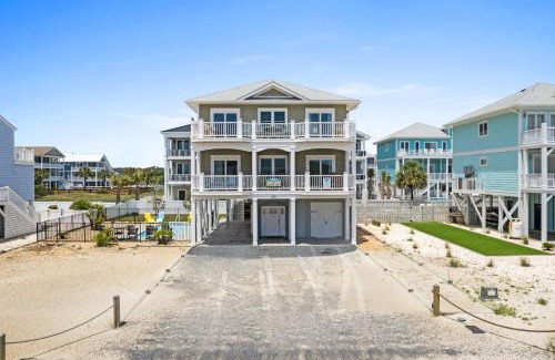 Ocean Isle Beach Casa | Spacious 4 Bedroom Cuckoos Nest in Ocean Isle Beach, NC Pool and Elevator