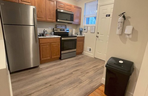 Southwest Apartamento | Spacious 4-bedroom apartment with AC, WiFi in amazing Washington DC