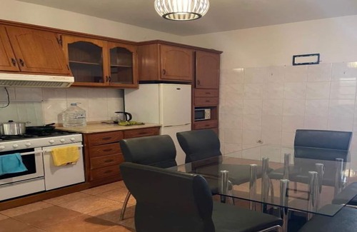 Tarrafal Apartamento | Spacious 4-bedroom apartment in serene Tarrafal with WiFi