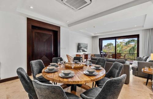 El Ocotal Casa | Spacious 4 Bedroom Condo Pool