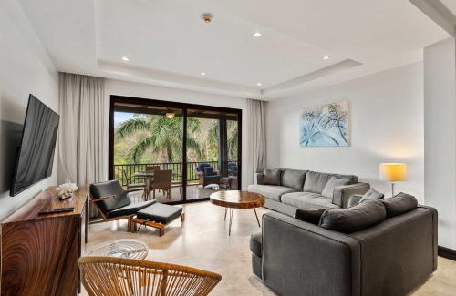 El Ocotal Casa | Spacious 4 Bedroom Condo Pool