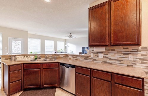 Barker Casa | Spacious 4-Bedroom Getaway for Families & Groups