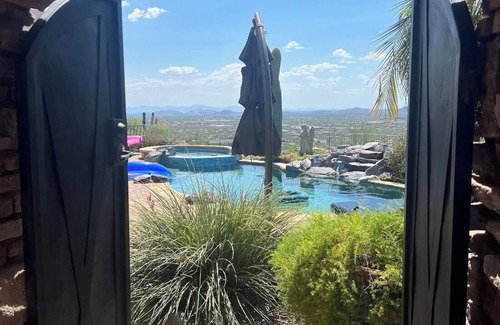 Carefree Casa | Spacious 4-bedroom house with sunset views in Cave Creek