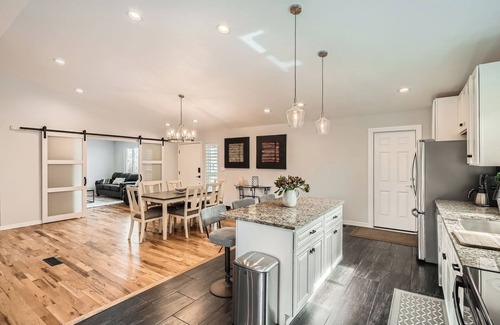 Littleton Casa | Spacious 4-bedroom house in charming Centennial with AC, WiFi