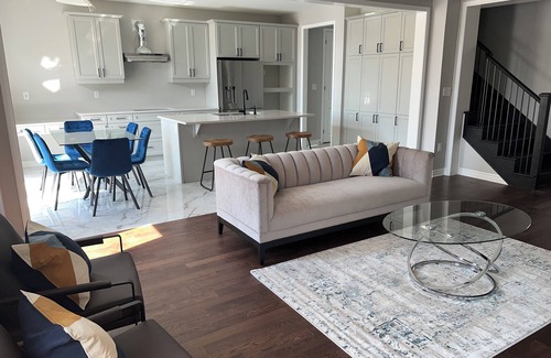 Pickering Casa | Spacious 4-bedroom house in Pickering
