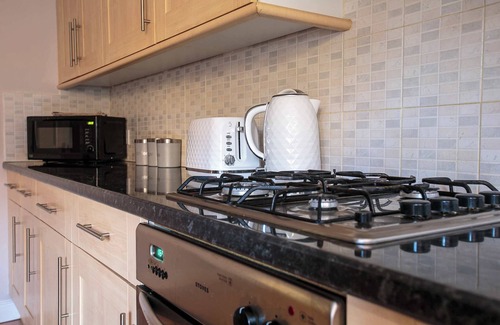 Grantham Casa | Spacious 4 Bedroom Home in Central Grantham