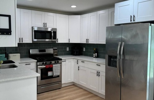 Glassboro Casa | Spacious 4-bedroom house with WiFi, fitness room in nice Glassboro