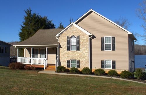 Lexington - Salisbury Casa | Spacious 4-bedroom house in fabulous Lexington with WiFi, AC