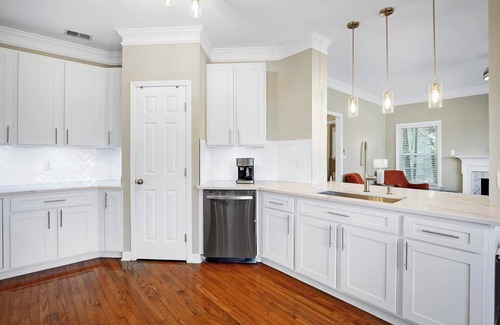 Raleigh Casa | Spacious 4-Bedroom Home with Golf Course Views, Minutes from Downtown Raleigh