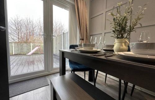 Liverpool Casa | Spacious 4 bedroom house
