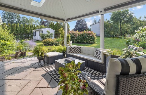 Cortland West Casa | Spacious 4-bedroom house with AC, WiFi in peaceful Cortland