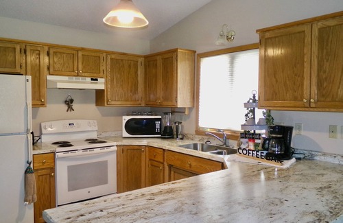 Moorhead Casa | Spacious 4-bedroom house in charming Moorhead with fitness room, WiFi