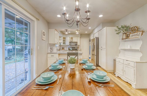 Holland Casa | SPACIOUS 4 BEDROOM HOUSE NEAR HOLLAND STATE PARK PET FRIENDLY
