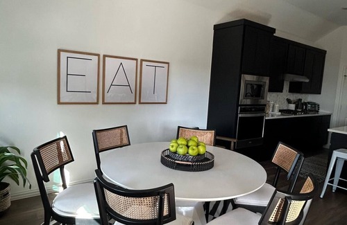 Melissa Casa | Spacious 4-bedroom house in charming Melissa with AC