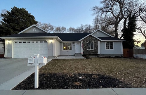 Provo Casa | Spacious 4-bedroom house in quiet Orem! Family and pet friendly!